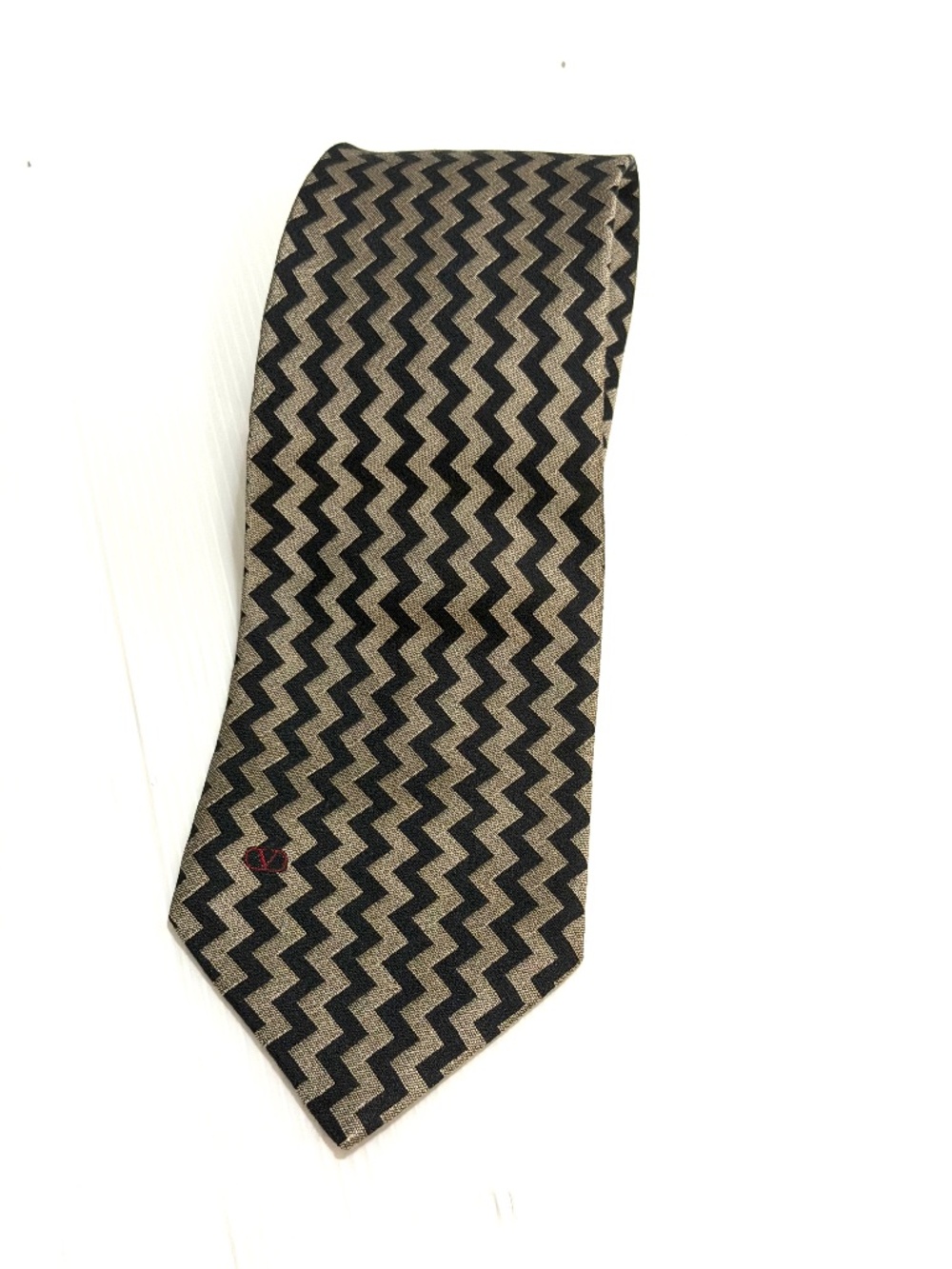 Valentino Garavani Vintage Chevron Silk Tie - Made in Italy Black Gold